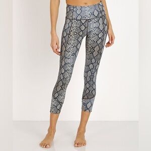 Varley Kensington Snakeskin Legging in Dune Python Size XS